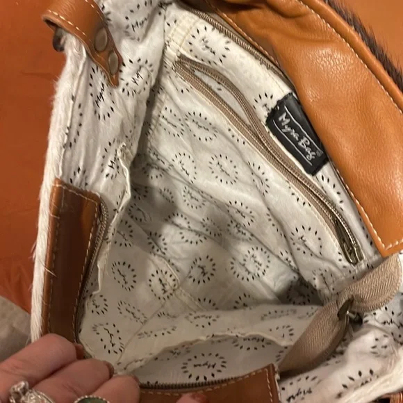 Genuine leather fringe bag - Picture 4 of 4